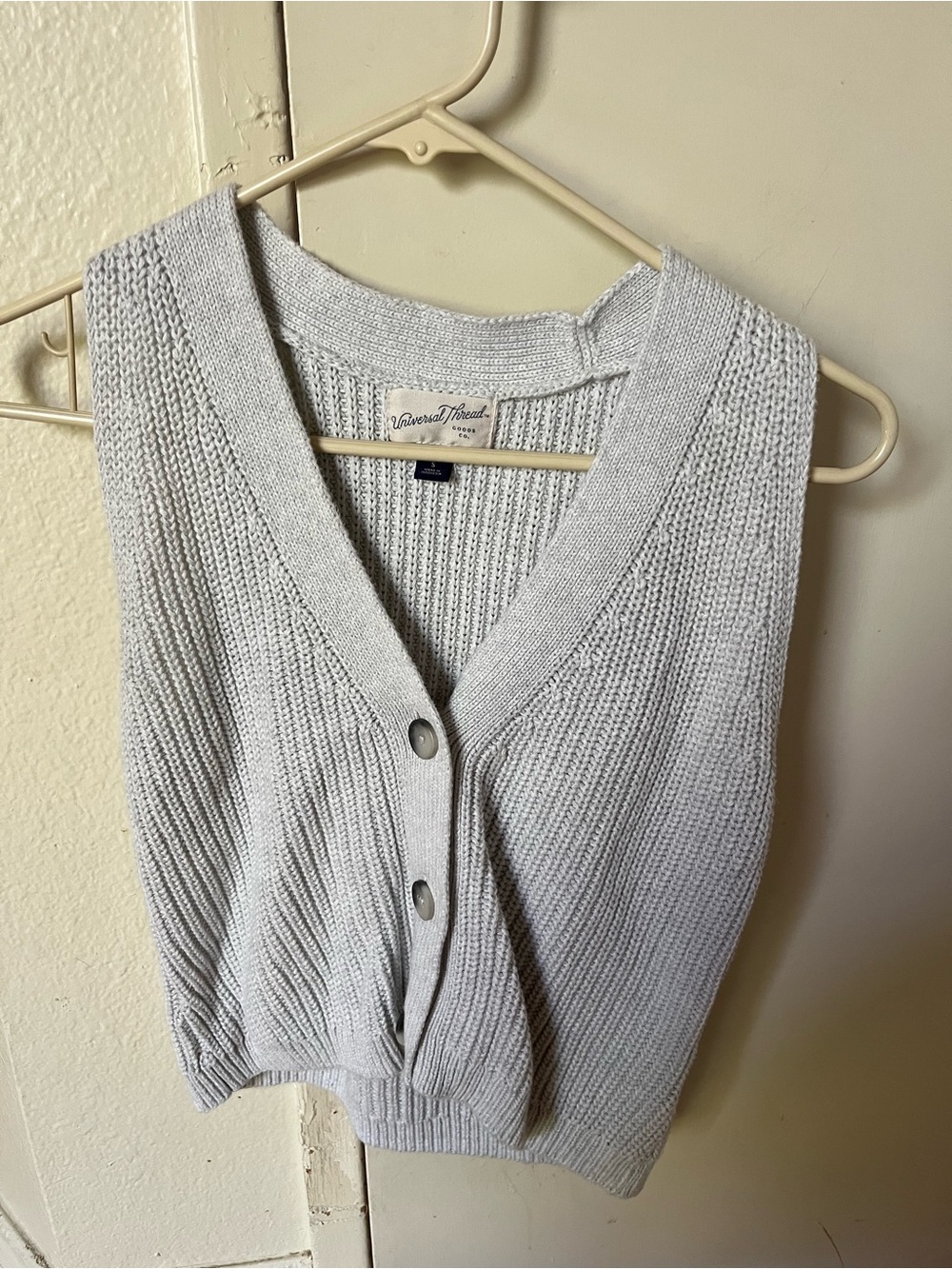 Universal Thread Light Gray V-Neck Button Sweater Vest